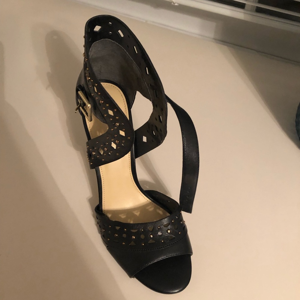 Beautiful Black High Heels / Pumps